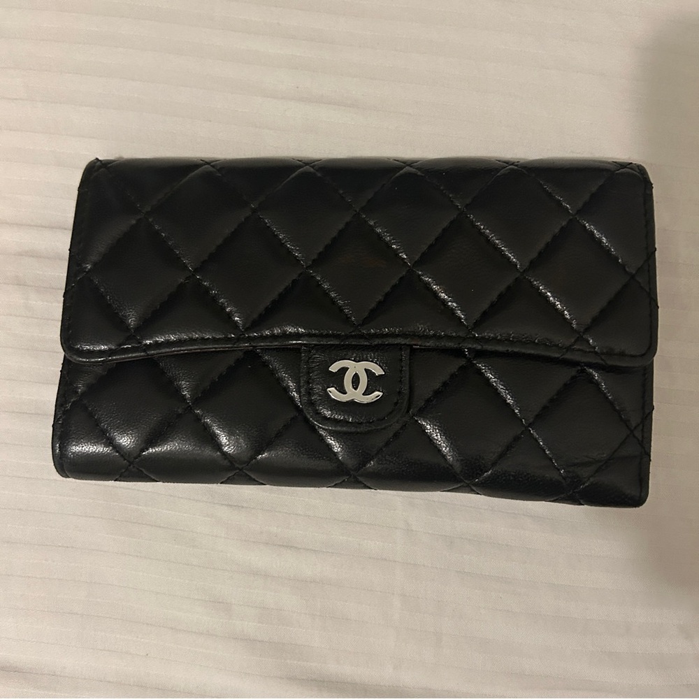 CHANEL Black Quilted Wallet with Silver Logo